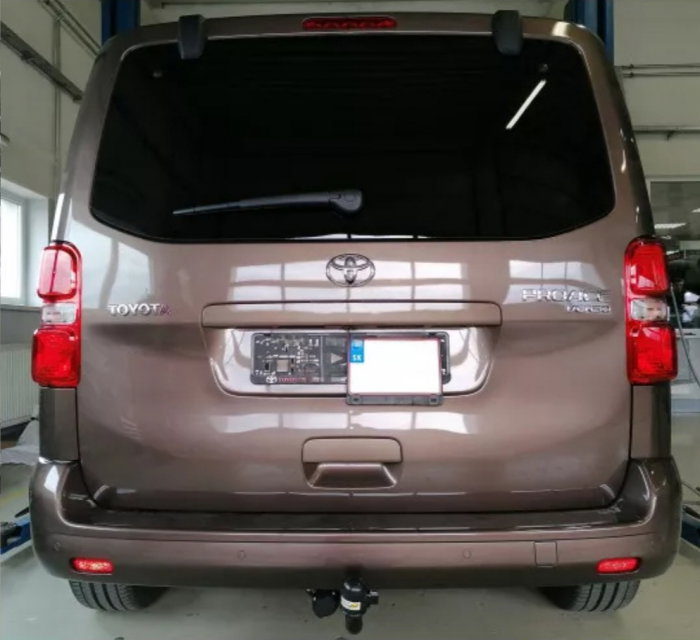 Toyota Proace dupa 2016 carlig de remorcare demontabil automat verticalmarca Autohak [5]