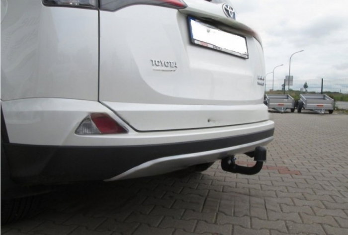 Toyota RAV 4 2016 - 2018 carlig de remorcare demontabil automat vertical marca Autohak [8]