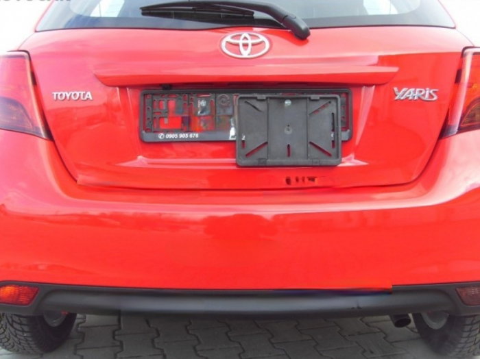 Toyota Yaris 3/5 usi dupa 2014 carlig de remorcare demontabil automat vertical marca Autohak [10]
