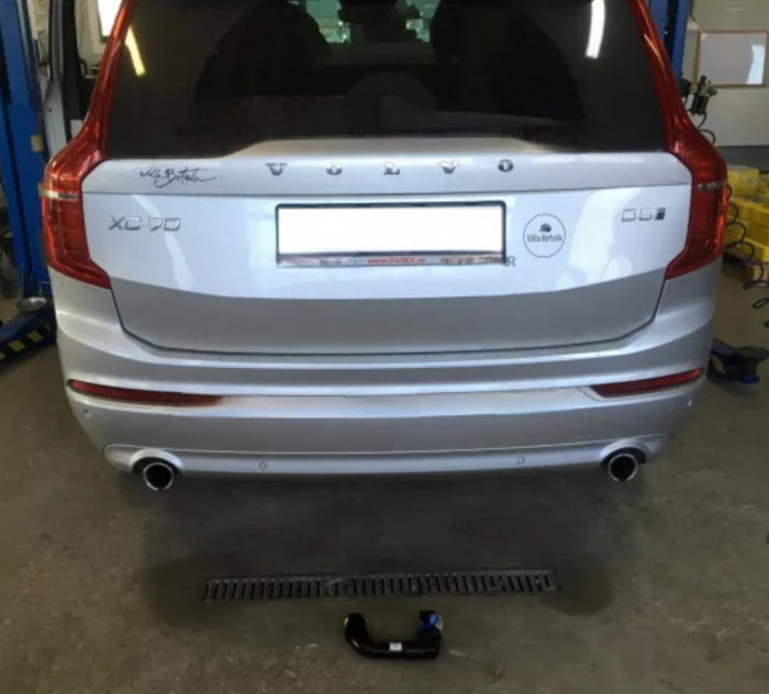 Volvo XC90 dupa 05/2015 carlig de remorcare demontabil automat vertical marca Autohak [8]