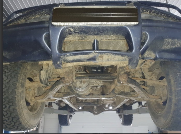 Scut Metalic Cutie de Viteze Suzuki Vitara (1988 - 1999) Protecție Oțel 3mm [6]