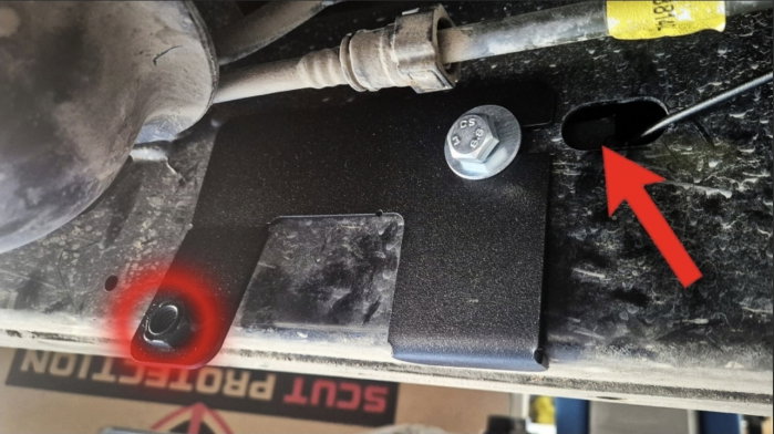 Scut metalic rezervor SsangYong Musso Grand [6]