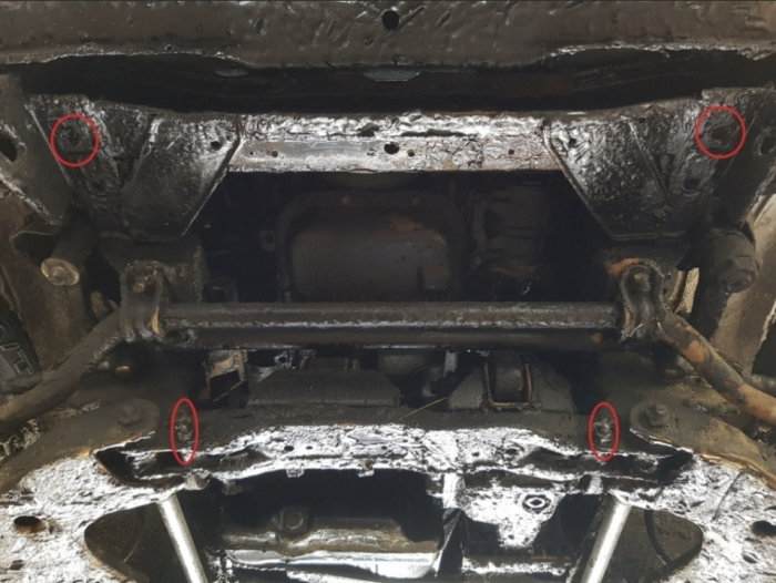 Scut motor oțel 3mm Ford Maverick 1993-1999 [4]