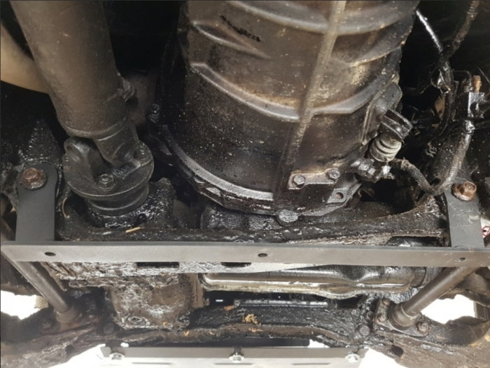 Scut motor oțel 3mm Ford Maverick 1993-1999 [7]