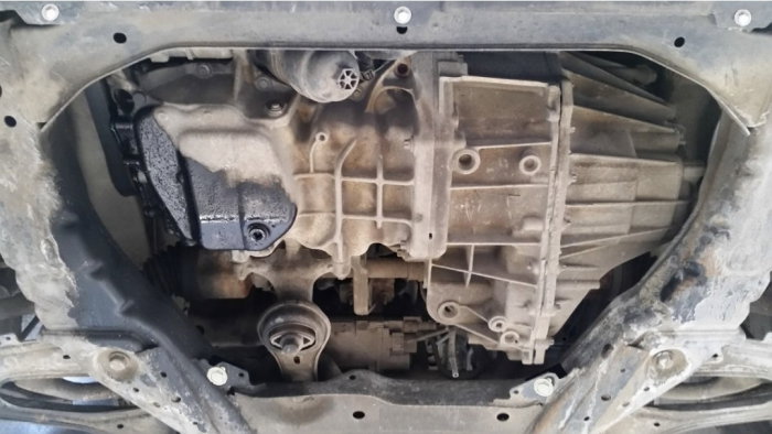 Scut-Motor-Cutie-Radiator-Otel-2_5mm-Mercedes-V-Class-W447-4x2-1_6D-2014-Karmaste [4]