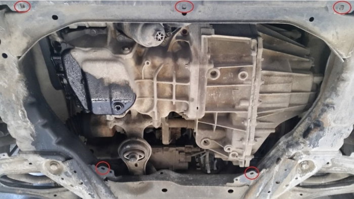 Scut-Motor-Cutie-Radiator-Otel-2_5mm-Mercedes-V-Class-W447-4x2-1_6D-2014-Karmaste [3]