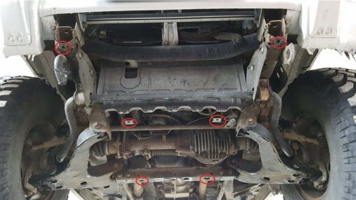 Scut-motor-metalic-Mitsubishi-Pajero-3-1999-2007-motorizari-specifice-Karmaster [3]