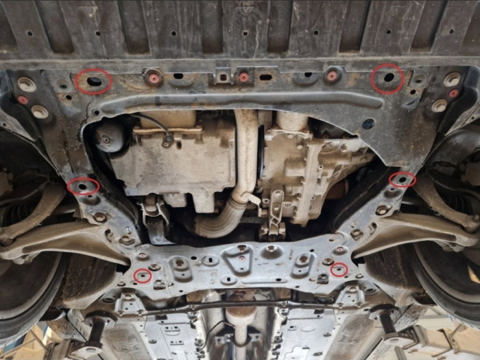 Scut Motor Metalic Volvo V60 (2018 - 2025) Protecție Profesională 2mm Karmaster [4]