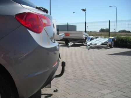 Alfa Romeo Giulietta dupa 04/2010 carlig de remorcare demontabil automat vertical marca Autohak [4]