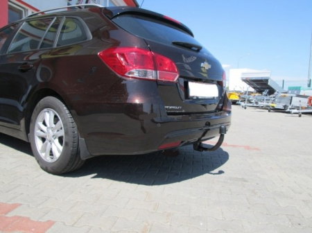 Chevrolet Cruze SW dupa 2012 carlig de remorcare vertical cu cheie marca Autohak [3]