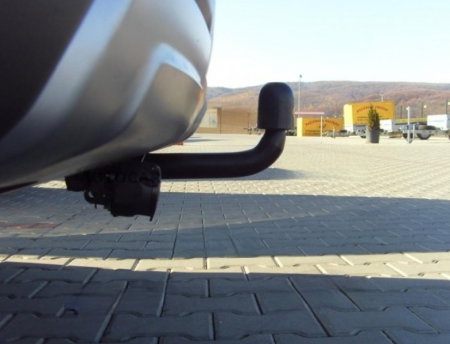 Chevrolet Orlando dupa 2011 carlig de remorcare demontabil automat cu maneta marca Autohak [2]