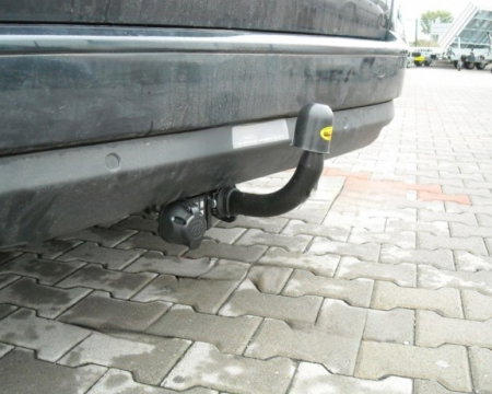 Citroen C5 combi dupa 2008 carlig de remorcare demontabil automat cu maneta marca Autohak [1]