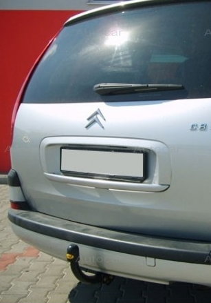 Carlig remorcare Citroen C8 dupa 2002 marca Autohak [1]