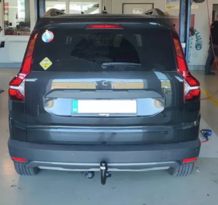 Cârlig Remorcare AutoHak pentru Dacia Jogger 2022+ Vertical cu Cheie [3]