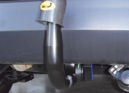 Dacia Lodgy dupa 2012 carlig de remorcare demontabil automat vertical marca Autohak [6]