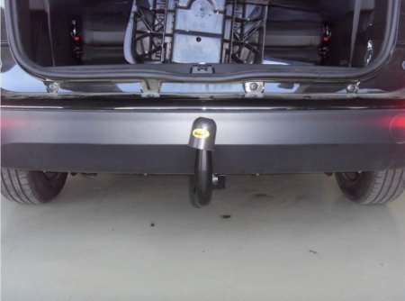 Dacia Lodgy dupa 2012 carlig de remorcare demontabil automat vertical marca Autohak [7]