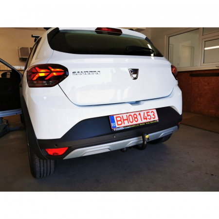 Carlig remorcare Dacia Sandero / Sandero Stepway dupa 2020 marca Autohak [1]
