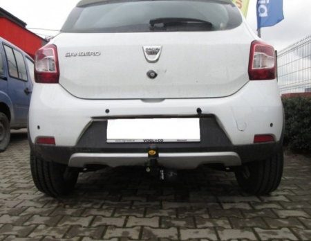 Dacia Sandero Stepway 2013 - 2020 carlig de remorcare marca Autohak [10]