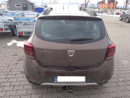 Dacia Sandero Stepway 2013 - 2020 carlig de remorcare marca Autohak [1]