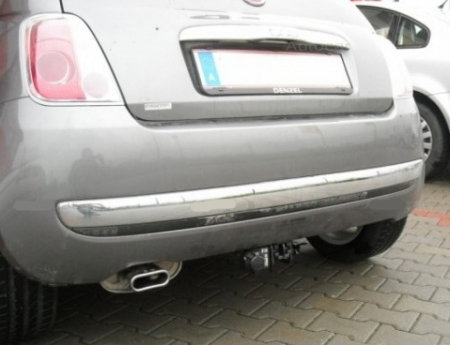 Fiat 500 2007 - 2017 carlig de remorcare demontabil automat cu maneta marca Autohak [1]