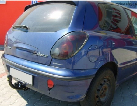Fiat Bravo 3 usi 1995 - 2001 carlig de remorcare marca Autohak [2]