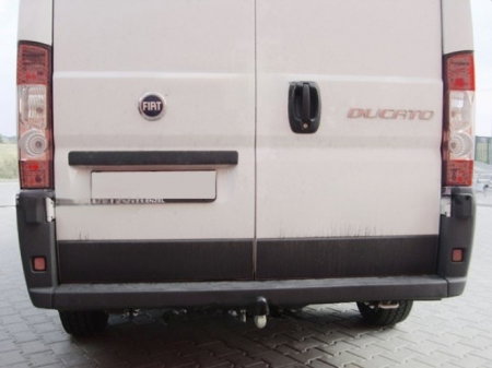 Fiat Ducato duba L1, L2, L3 dupa 2006 carlig de remorcare demontabil automat cu maneta marca Autohak [7]