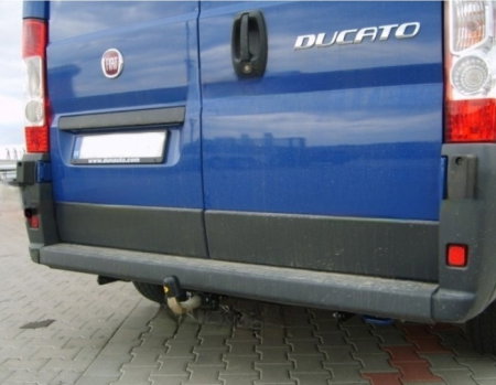 Fiat Ducato duba L1, L2, L3 dupa 2006 carlig de remorcare demontabil automat cu maneta marca Autohak [1]