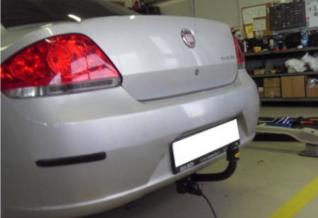 Carlig remorcare Fiat Linea dupa 2007 marca Autohak [1]