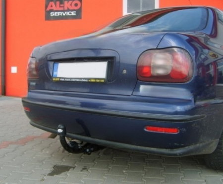Fiat Marea 4 usi 1996 - 2002 carlig de remorcare marca Autohak [1]