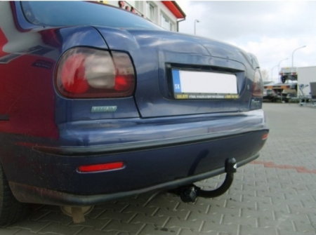 Fiat Marea 4 usi 1996 - 2002 carlig de remorcare marca Autohak [3]