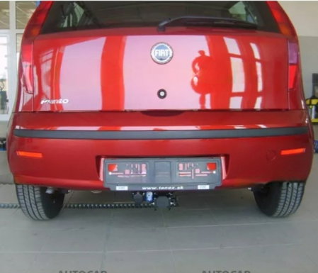 Fiat Punto 3/5 usi 1999 -2011 carlig de remorcare demontabil automat cu maneta marca Autohak [1]
