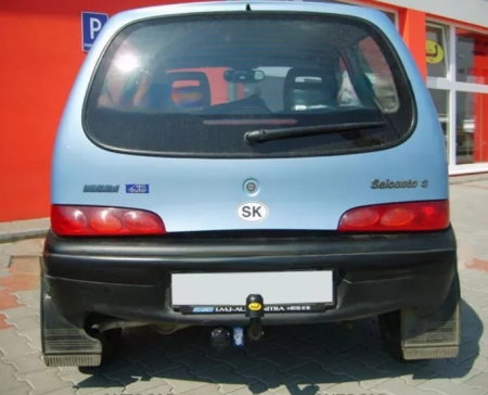 Fiat Seicento 3 usi fabricat intre 04.1998 - 2003 carlig de remorcare [2]
