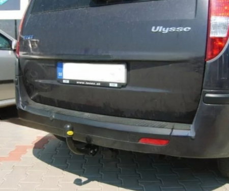 Carlig remorcare Fiat Ulysse 5 usi dupa 2002 marca Autohak [3]