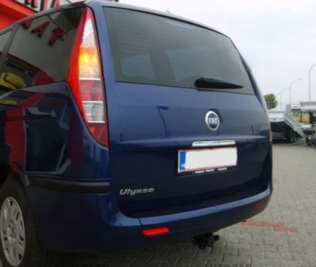 Fiat Ulysse dupa 2002 carlig de remorcare demontabil automat cu maneta [2]