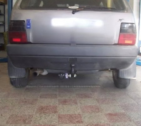 Fiat Uno 3/5 usi 1993 - 2002 carlig de remorcare [1]