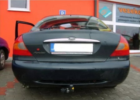 Carlig remorcare Ford Mondeo 4/5 usi 1996-2000 marca Autohak [1]