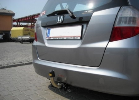Honda Jazz 2008 - 2015 carlig de remorcare demontabil automat cu maneta marca Autohak [2]