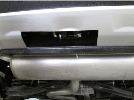 Jeep Cherokee KL dupa 2014 carlig de remorcare demontabil automat vertical marca Autohak [7]