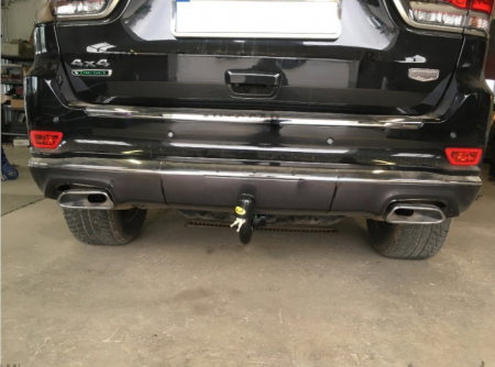 Jeep Grand Cherokee dupa 2011 carlig de remorcare demontabil automat vertical marca Autohak [9]