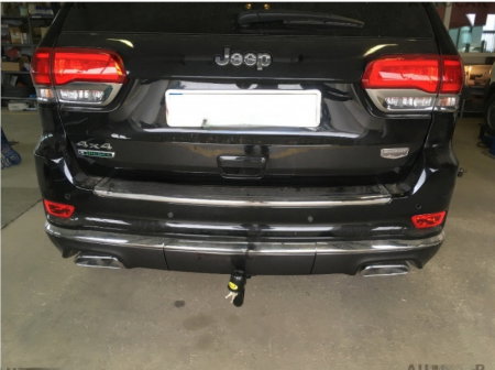 Jeep Grand Cherokee dupa 2011 carlig de remorcare demontabil automat vertical marca Autohak [10]