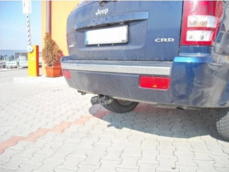 Jeep Grand Cherokee WH 2005 - 2011 carlig de remorcare demontabil automat cu maneta marca Autohak [1]