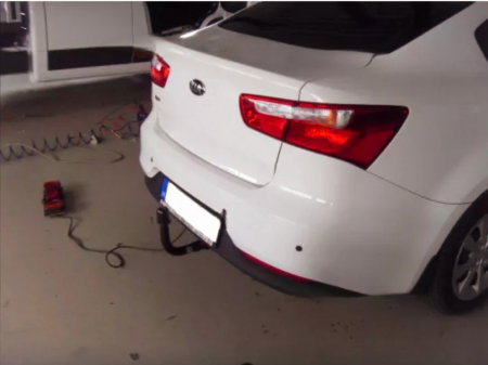 Kia Rio 4 usi dupa 2013 carlig de remorcare demontabil automat vertical [9]