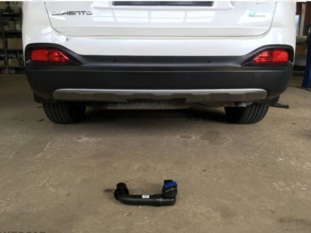 Kia Sorento 2015 - 2018 carlig de remorcare demontabil automat vertical marca Autohak [4]