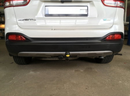 Kia Sorento 2018 - 2020 carlig de remorcare demontabil automat vertical [6]