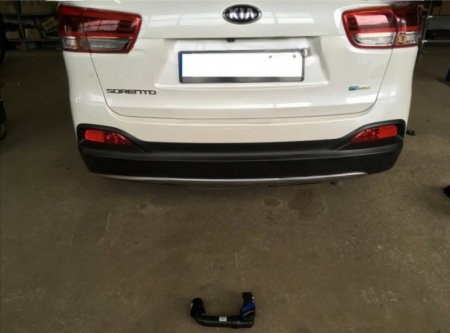 Kia Sorento 2018 - 2020 carlig de remorcare demontabil automat vertical [3]