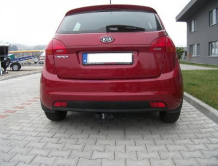 Kia Venga dupa 2009 carlig de remorcare demontabil automat cu maneta marca Autohak [4]