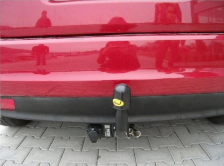 Kia Venga dupa 2009 carlig de remorcare demontabil automat cu maneta marca Autohak [1]