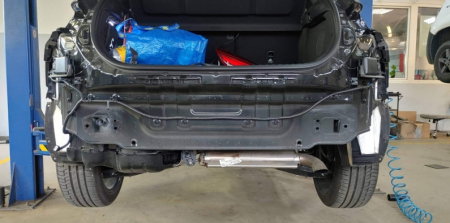 Kia Xceed dupa 09/2019 carlig de remorcare demontabil automat vertical marca Autohak [7]