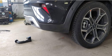 Kia Xceed dupa 09/2019 carlig de remorcare demontabil automat vertical marca Autohak [10]