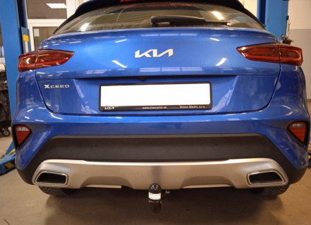 Kia Xceed dupa 09/2019 carlig de remorcare demontabil automat vertical marca Autohak [15]